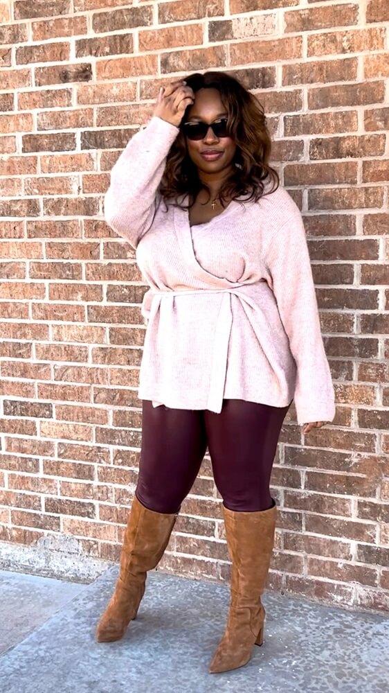 cute leather leggings outfit with suede boots and warm pink v-neck sweater 